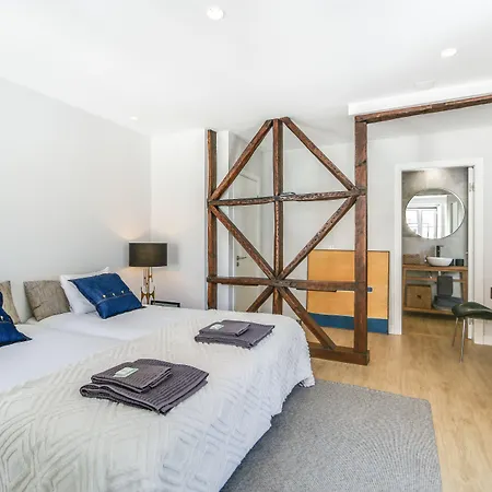 Bairro House Lisbon Charming Suites-3
